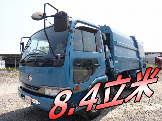UDトラックスコンドルパッカー車（塵芥車）中型（4t）KC-MK210DB改 [写真01]
