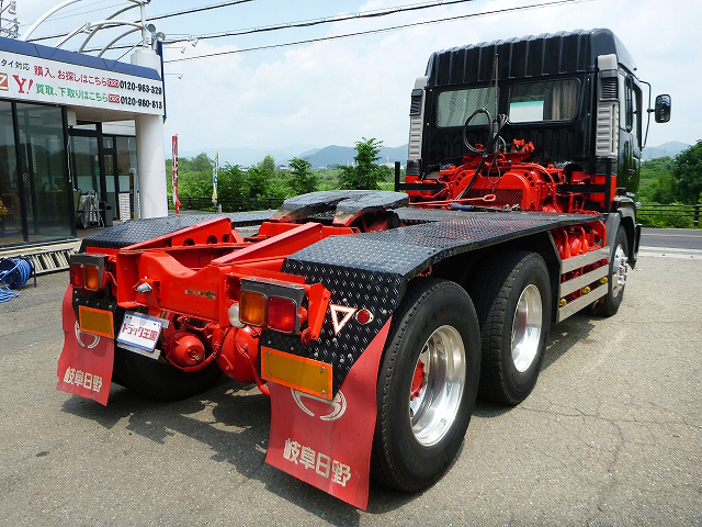 日野プロフィアトレーラーヘッド（トラクターヘッド）大型（10t）[写真02]