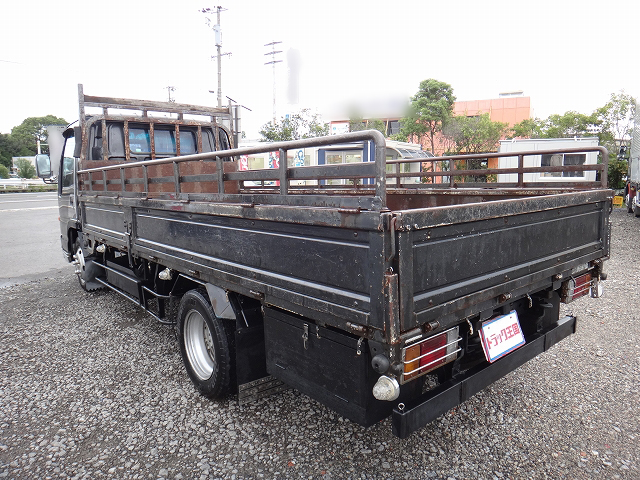 いすゞエルフ平ボディ小型（2t・3t）[写真02]