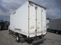 いすゞエルフ冷凍車（冷蔵車）小型（2t・3t）[写真02]