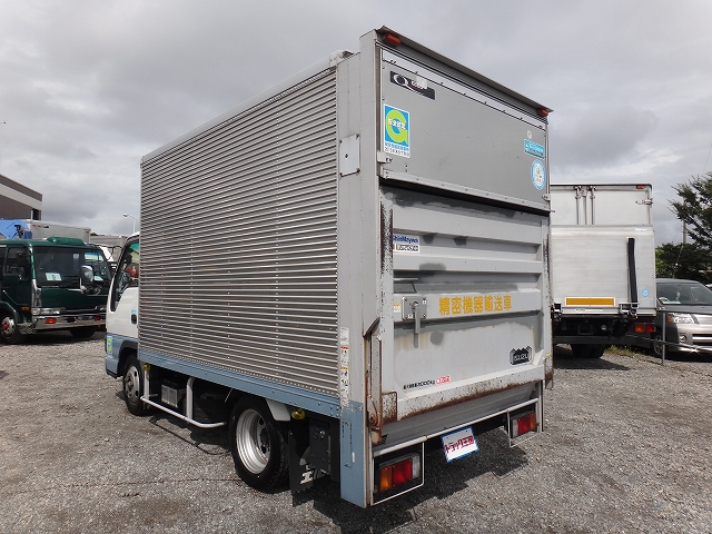 いすゞエルフアルミバン小型（2t・3t）[写真02]