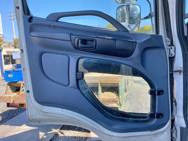 日野レンジャー冷凍車（冷蔵車）増トン（6t・8t）[写真23]