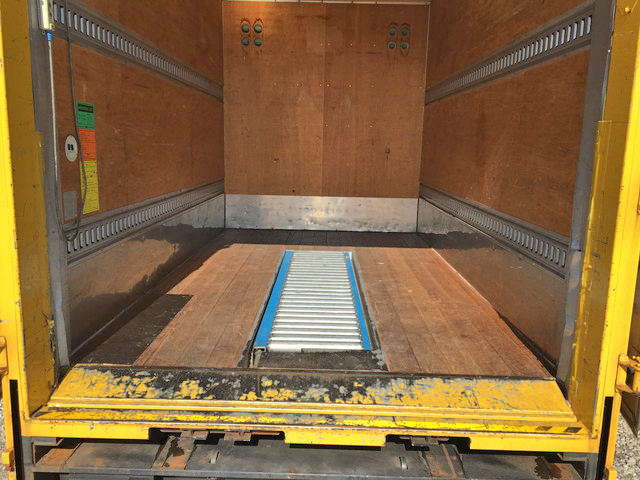 いすゞエルフパネルバン小型（2t・3t）[写真12]