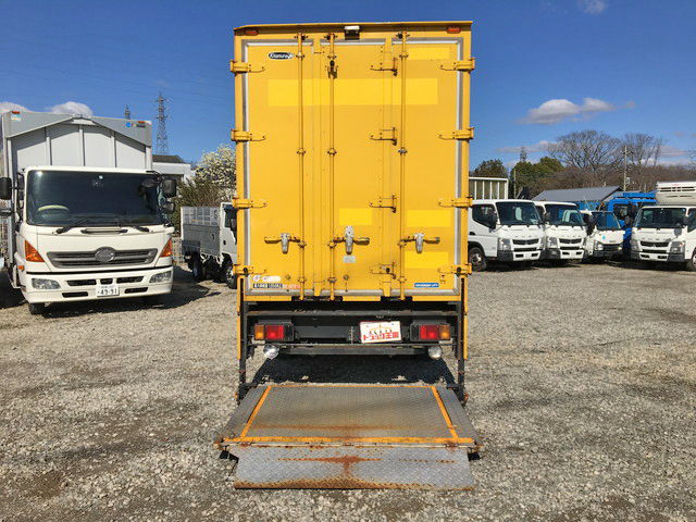 いすゞエルフパネルバン小型（2t・3t）[写真16]