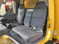 いすゞエルフパネルバン小型（2t・3t）[写真27]