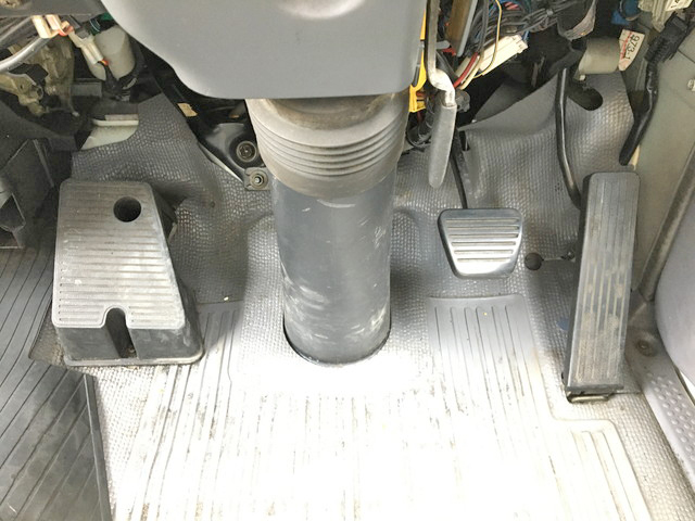 いすゞエルフパネルバン小型（2t・3t）[写真34]