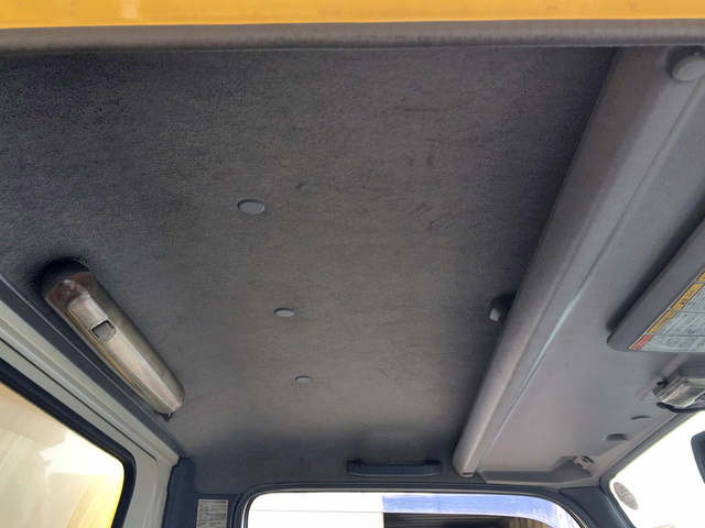 いすゞエルフパネルバン小型（2t・3t）[写真39]