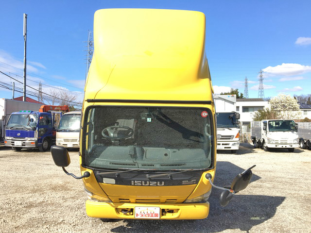 いすゞエルフパネルバン小型（2t・3t）[写真08]