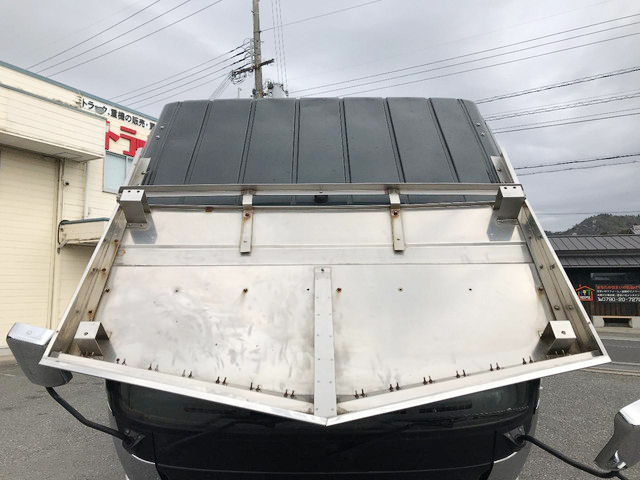 三菱ふそうキャンターダンプ小型（2t・3t）[写真10]