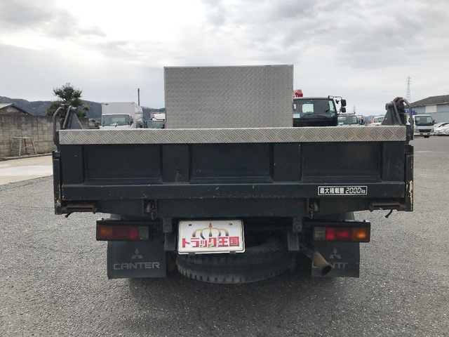 三菱ふそうキャンターダンプ小型（2t・3t）[写真11]