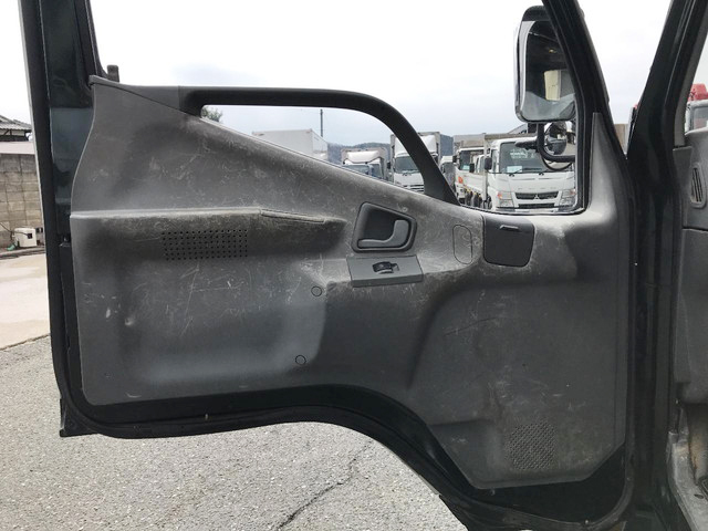 三菱ふそうキャンターダンプ小型（2t・3t）[写真27]