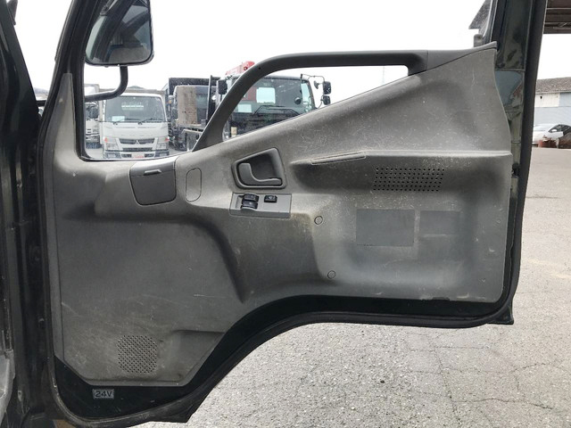 三菱ふそうキャンターダンプ小型（2t・3t）[写真28]