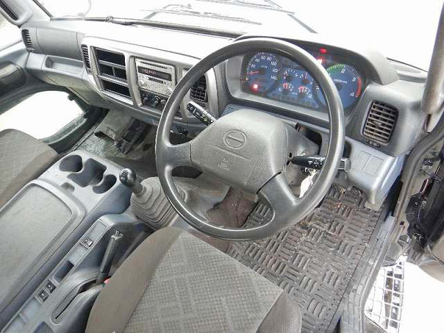 日野レンジャーダンプ・クレーン付増トン（6t・8t）[写真18]