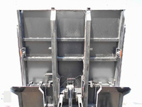 いすゞギガダンプ大型（10t）[写真18]