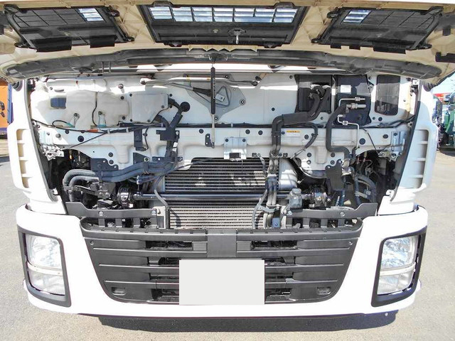 いすゞギガダンプ大型（10t）[写真29]