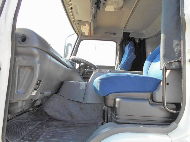 いすゞギガダンプ大型（10t）[写真31]