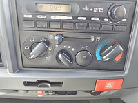 日産アトラスアルミバン小型（2t・3t）[写真32]