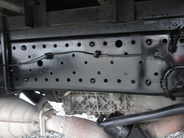 いすゞエルフアルミバン小型（2t・3t）[写真12]