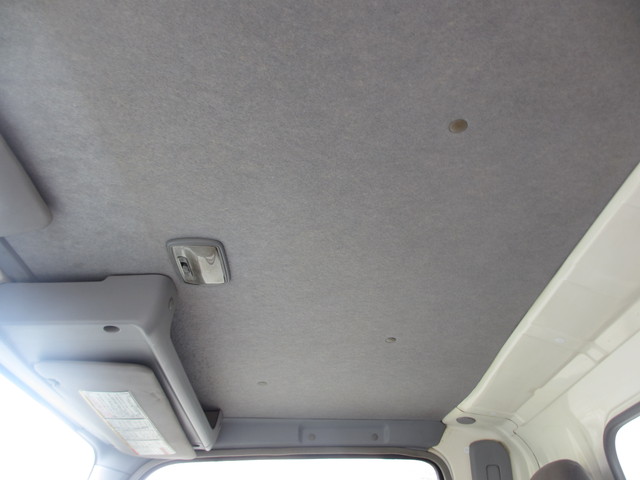 いすゞエルフアルミバン小型（2t・3t）[写真19]