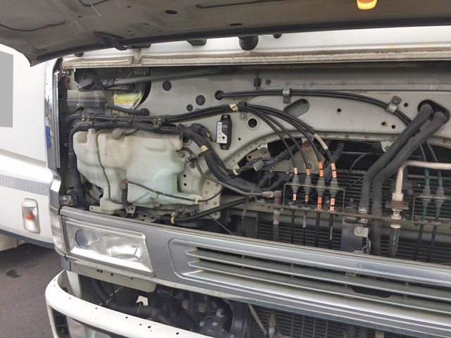 三菱ふそうスーパーグレート冷凍車（冷蔵車）大型（10t）[写真15]