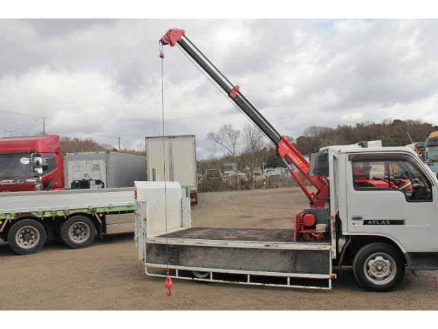日産アトラスクレーン付小型（2t・3t）[写真10]