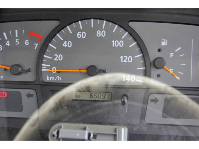 日産アトラスクレーン付小型（2t・3t）[写真21]