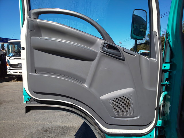 いすゞエルフパッカー車（塵芥車）小型（2t・3t）[写真25]