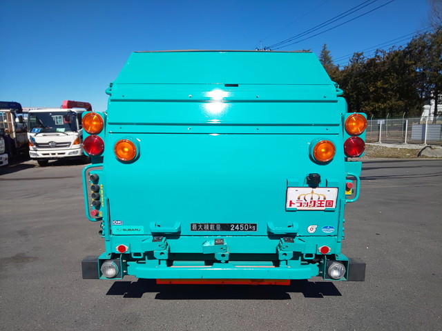 いすゞエルフパッカー車（塵芥車）小型（2t・3t）[写真08]