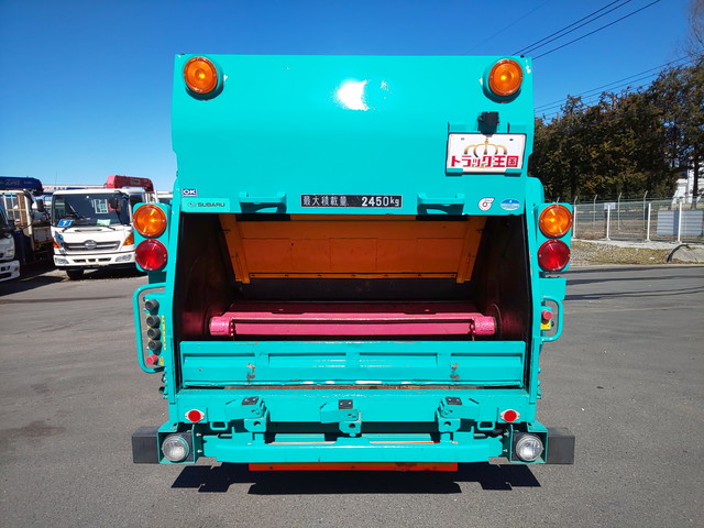 いすゞエルフパッカー車（塵芥車）小型（2t・3t）[写真09]