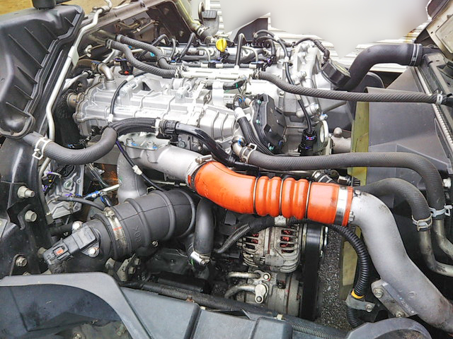 三菱ふそうキャンター平ボディ小型（2t・3t）[写真25]