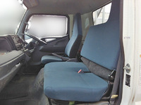 三菱ふそうキャンター平ボディ小型（2t・3t）[写真29]