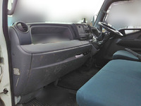 三菱ふそうキャンター平ボディ小型（2t・3t）[写真30]