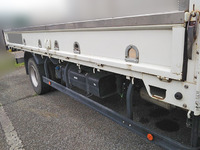 三菱ふそうキャンター平ボディ小型（2t・3t）[写真05]