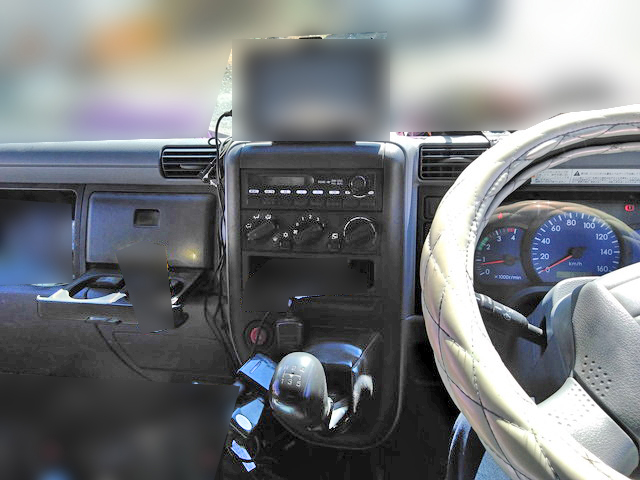 三菱ふそうキャンターガッツ平ボディ小型（2t・3t）[写真16]