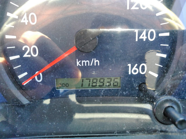 三菱ふそうキャンターガッツ平ボディ小型（2t・3t）[写真17]