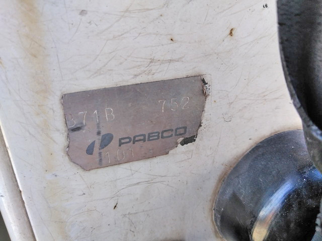 三菱ふそうキャンターガッツ平ボディ小型（2t・3t）[写真06]