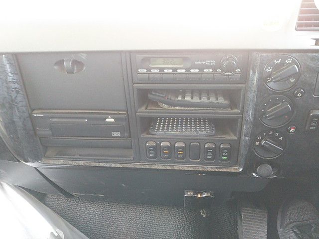 三菱ふそうファイターアルミウイング増トン（6t・8t）[写真23]