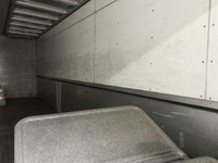 いすゞギガアルミウイング大型（10t）[写真11]