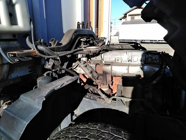 いすゞフォワードアルミウイング増トン（6t・8t）[写真17]