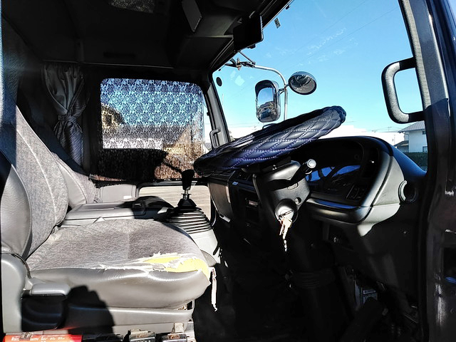 いすゞフォワードアルミウイング増トン（6t・8t）[写真20]