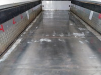 いすゞフォワードアルミウイング増トン（6t・8t）[写真09]