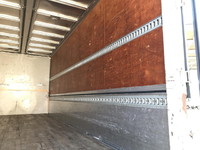 いすゞフォワードアルミウイング中型（4t）[写真12]