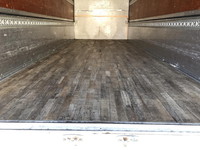 いすゞフォワードアルミウイング中型（4t）[写真14]