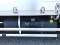 いすゞフォワードアルミウイング中型（4t）[写真17]