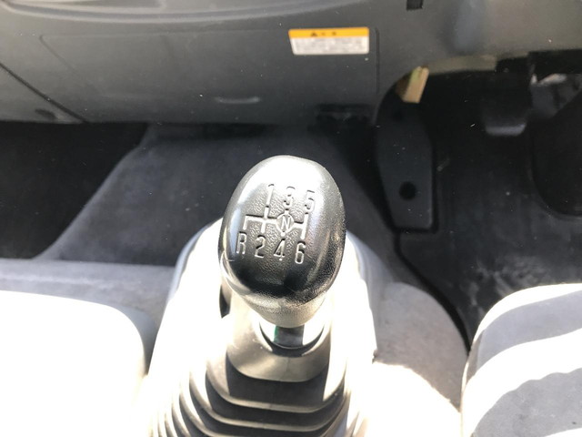 いすゞフォワードアルミウイング中型（4t）[写真37]