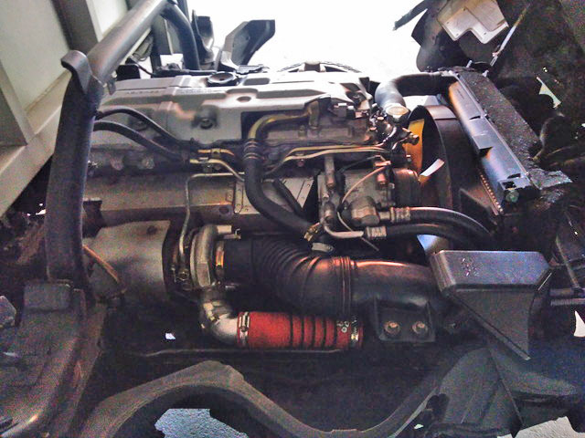 三菱ふそうキャンターアルミウイング小型（2t・3t）[写真12]