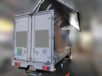 三菱ふそうキャンターアルミウイング小型（2t・3t）[写真02]