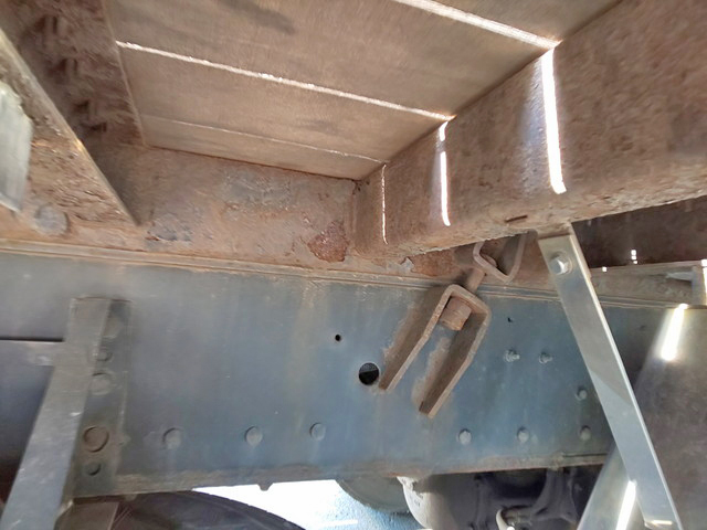 UDトラックスクオンヒップリフター大型（10t）[写真21]