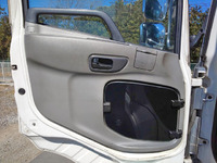 UDトラックスクオンヒップリフター大型（10t）[写真25]