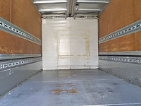 三菱ふそうキャンターアルミウイング小型（2t・3t）[写真10]